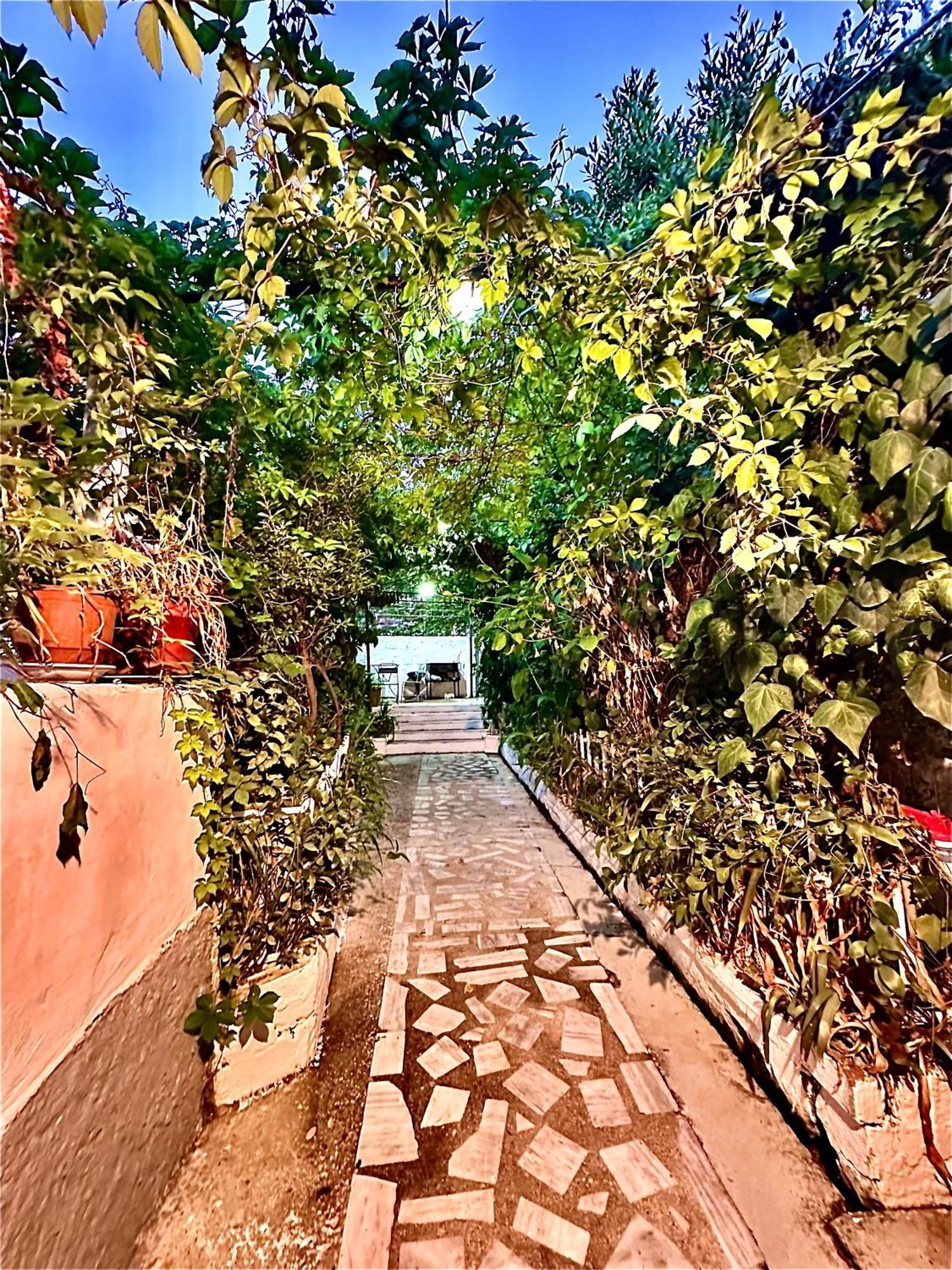 Grandpas House Hotell Gjirokastër Exteriör bild